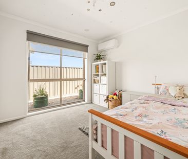 14 Jacana Drive, Carrum Downs VIC 3201 - House For Rent | Domain - Photo 3