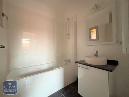 Location Appartement 2 pièces 40m² AVIGNON 84000 - Photo 2