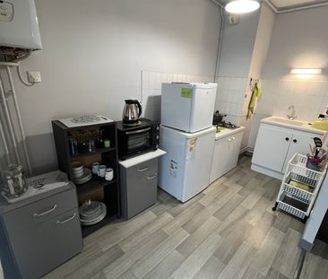 Location Appartement 1 pièce 31m² POITIERS 86000 - Photo 2
