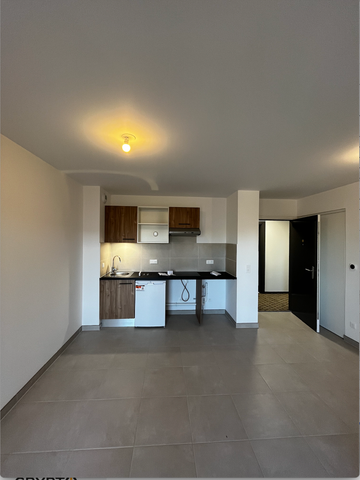Location Appartement 2 pièces 42m² - Photo 3