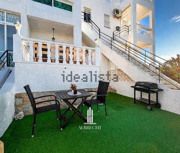 Alquiler de chalet adosado en Centro - Photo 4