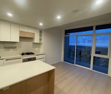 Stunning New 1 Bed/Den View Condo, Century City, Surrey - Photo 6