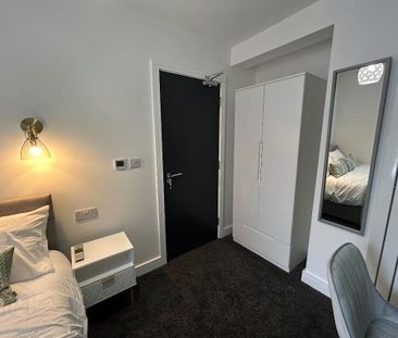 Lomond Avenue, Belfast, BT4 3AJ - Photo 4