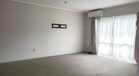 3 bedroom, 2 bathroom home across from Sylvia Park Shopping Mall - Photo 5