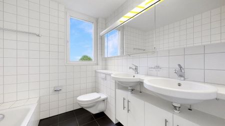 Enjoy the view from your rooftop terrace - Photo 3