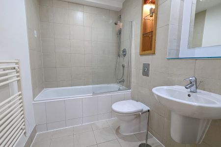 103 West One Plaza 2, 11 Cavendish Street, S3 - Photo 5