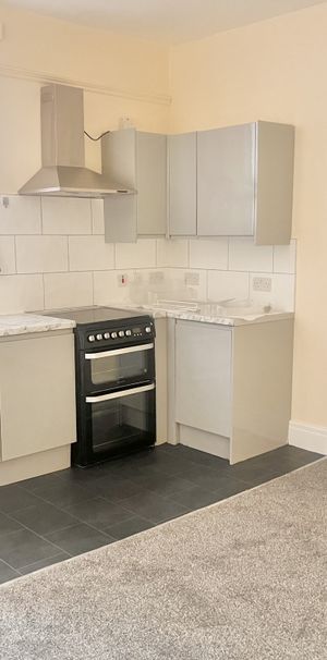 Shafton Place, LS11 - Photo 1