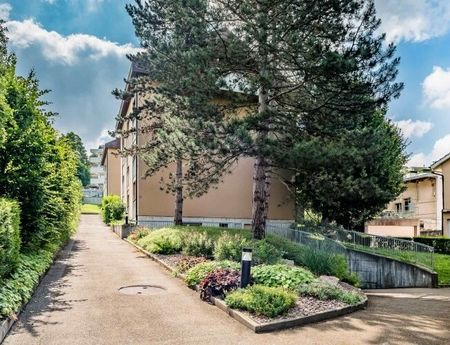 bright and modern apartment in the castle of Binningen - Photo 3