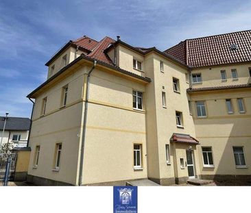 Gemütliches und individuelles Wohnen unterm Dach! - Photo 1