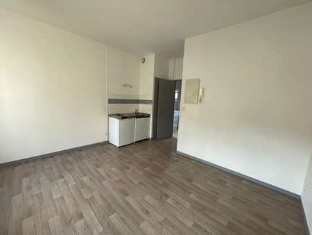 Location Appartement 1 pièce 19m² - Photo 3