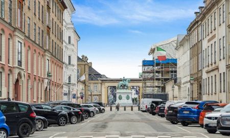 Charmerende storbylejlighed med luksuriøse detaljer på eftertragtede Esplanaden - Photo 2