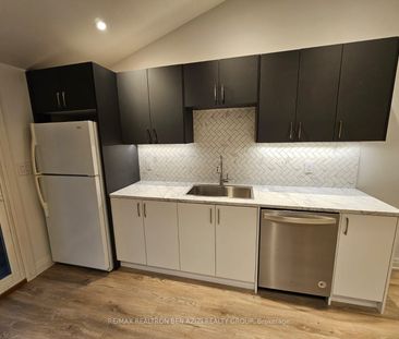For Lease - 271 Parkwood Avenue, Georgina, Ontario - Photo 4