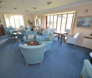 2 bedroom retirement property to rent - Photo 1