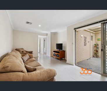 18 Cheriton Ave, Ellenbrook, WA 6069 - Photo 3
