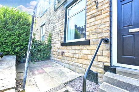 14, Nunthorpe Road, Leeds, West Yorkshire, LS13 1JS - Photo 5