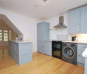 Blackheath Lane, Blackheath, Guildford, Surrey, GU4 - Photo 6