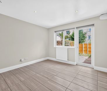Craven Park Road, London, N15 6AE - Photo 1