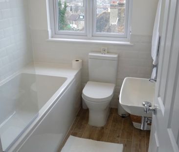 Studio Flat, Cambrian Close, SE27 - Photo 5