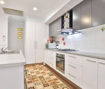 Beautiful Home - Photo 5
