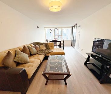 For Lease - 45 Carlton Street Unit# #1917, Toronto, Ontario - Photo 4