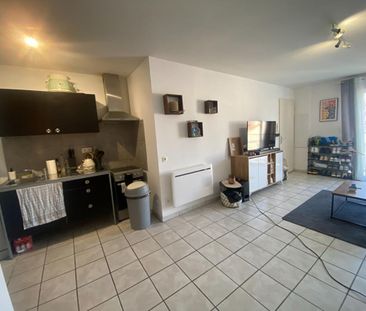 Location Appartement 2 pièces 36m² MIRAMAS 13140 - Photo 1