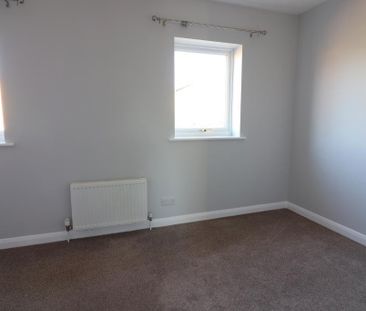 2 Bedroom Semi-Detached To Rent - Photo 2