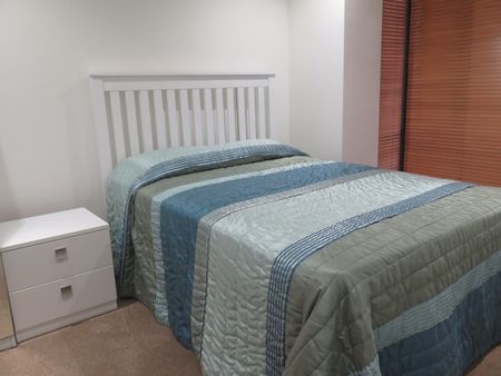 1 Bed Flat, Tamar House, RG1 - Photo 3