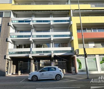 Appartement studio bis 36m2 avec ascenseur situé faubourg de montbé... - Photo 6