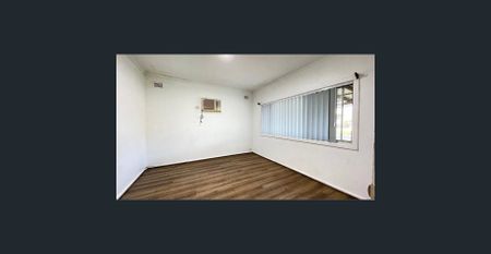 3 Bedroom family home - LIVERPOOL - Photo 5