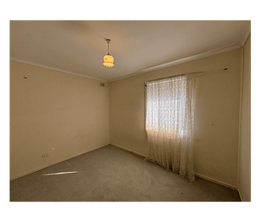 Enchanting 3-Bedroom 1-Bathroom Home for Rent in Ingle Farm! - Photo 1