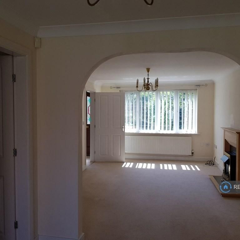 3 bedroom detached house to rent - Photo 1