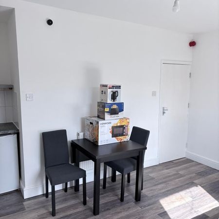 Room in a Shared House, Blenheim Street, BS5 - Photo 4