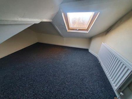 3 bedroom maisonette to rent - Photo 3