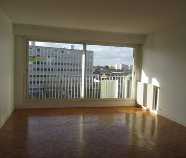 Location Appartement 4 pièces 89m² ORLEANS 45000 - Photo 5