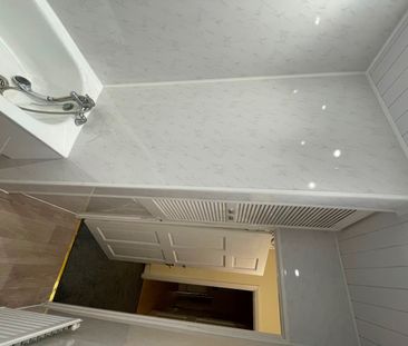 3 Bed Terraced House, Oakleigh Road South, N11 - Photo 4