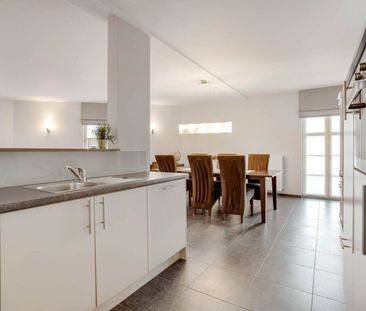 Gemeubeld appartement in het centrum van Kasterlee-Lichtaart! - Photo 2