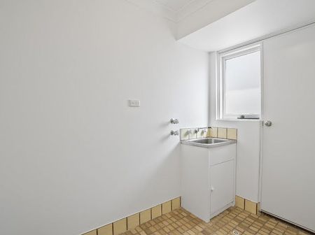 Light, Bright & Renovated Delight - Photo 5