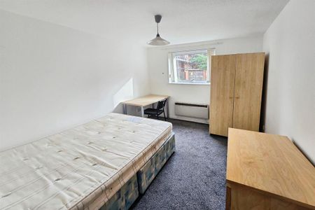 2 bedroom apartment to rent - Photo 3