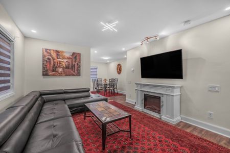 For Lease - 122 Malcolm Street, Essa, Ontario - Photo 2