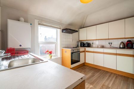 3 bedroom terraced house to rent - Photo 3