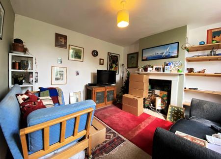 2 bedroom terraced house to rent - Photo 2