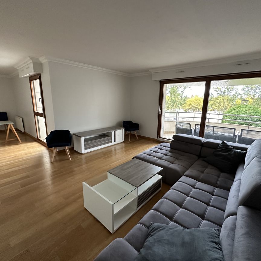 Location Appartement 4 pièces 102m² ENGHIEN LES BAINS 95880 - Photo 1