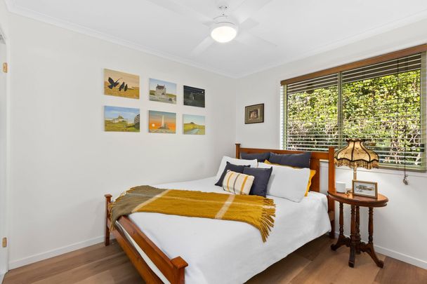 Stylish Townhouse at 3/16-22 Hollywood Place, Oxenford – Low Maintenance Living in a Prime Location! - Photo 1