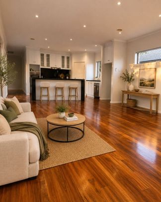 32 Bayfield Court, Newcomb - Photo 1