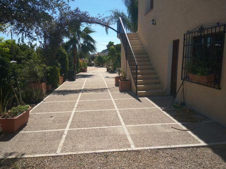 Villa in Albir For Long Term RentalAVAILABLE FROM OCTOBER 2018 - Photo 2