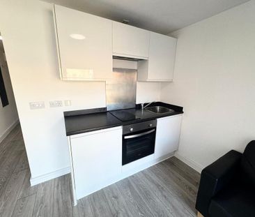 Studio to rent - Photo 5