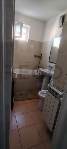 RECO Apartament cu 2 camere in Nufarul - Fotografie 4