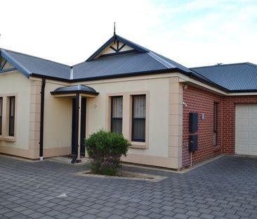 Lovely Home In Great Location - Photo 1