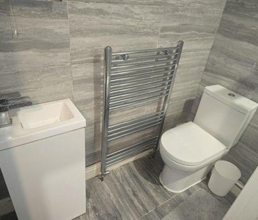 3 bedroom house share to rent - Photo 4