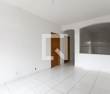 Casa para alugar com 100m², 3 quartos e 1 vaga - Foto 1